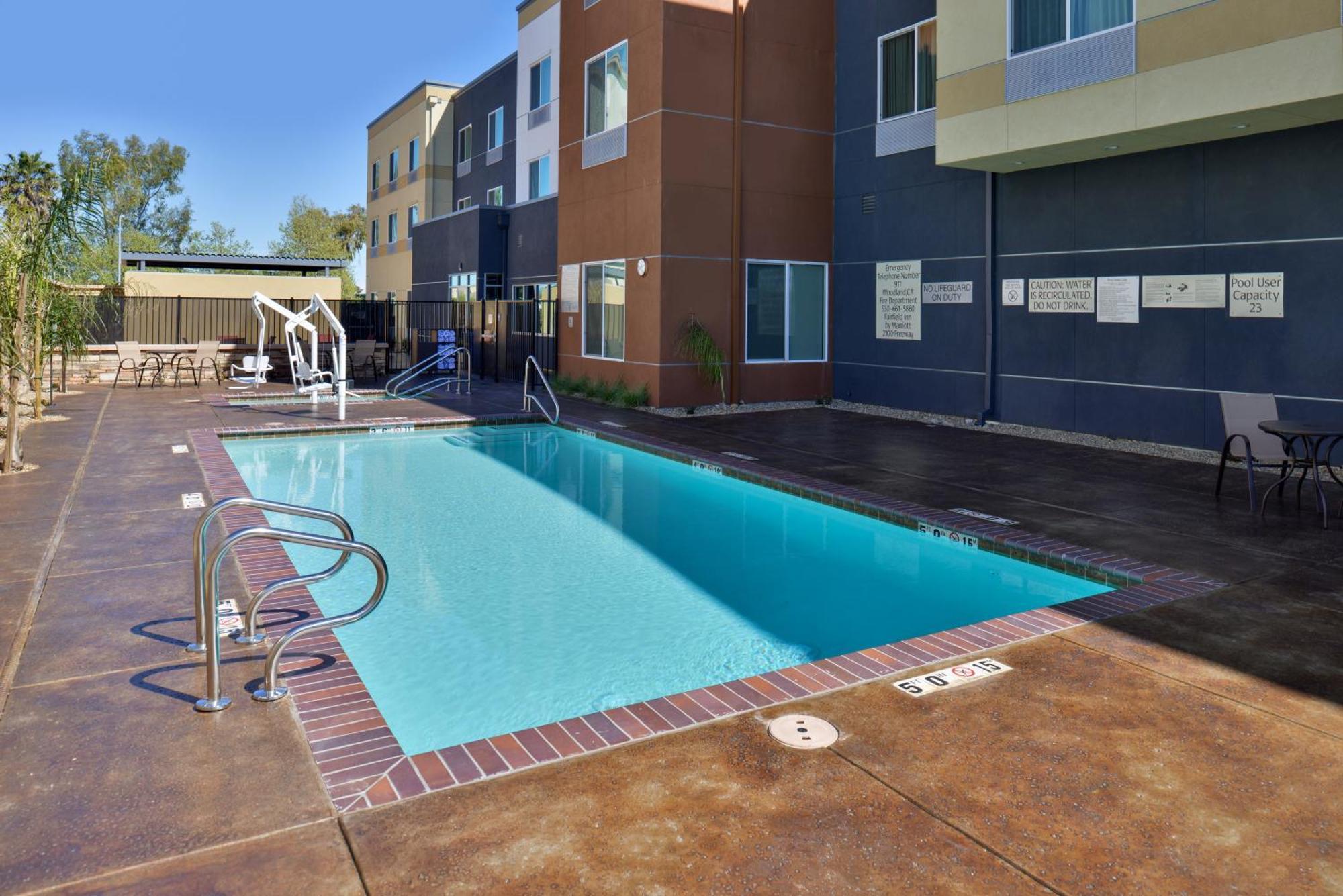 Fairfield Inn & Suites By Marriott Sacramento Airport Woodland Dış mekan fotoğraf